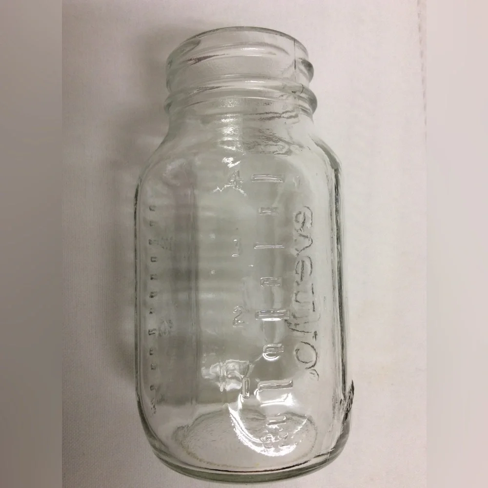 Vintage Baby Bottles Glass (1) Hygeia by Ball 8 oz and (2) Evenflo 4 oz no Tops - Picture 10 of 10